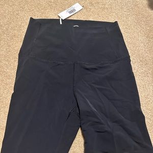 NWT Addison bay waverly bike shorts, high waisted. M, run small